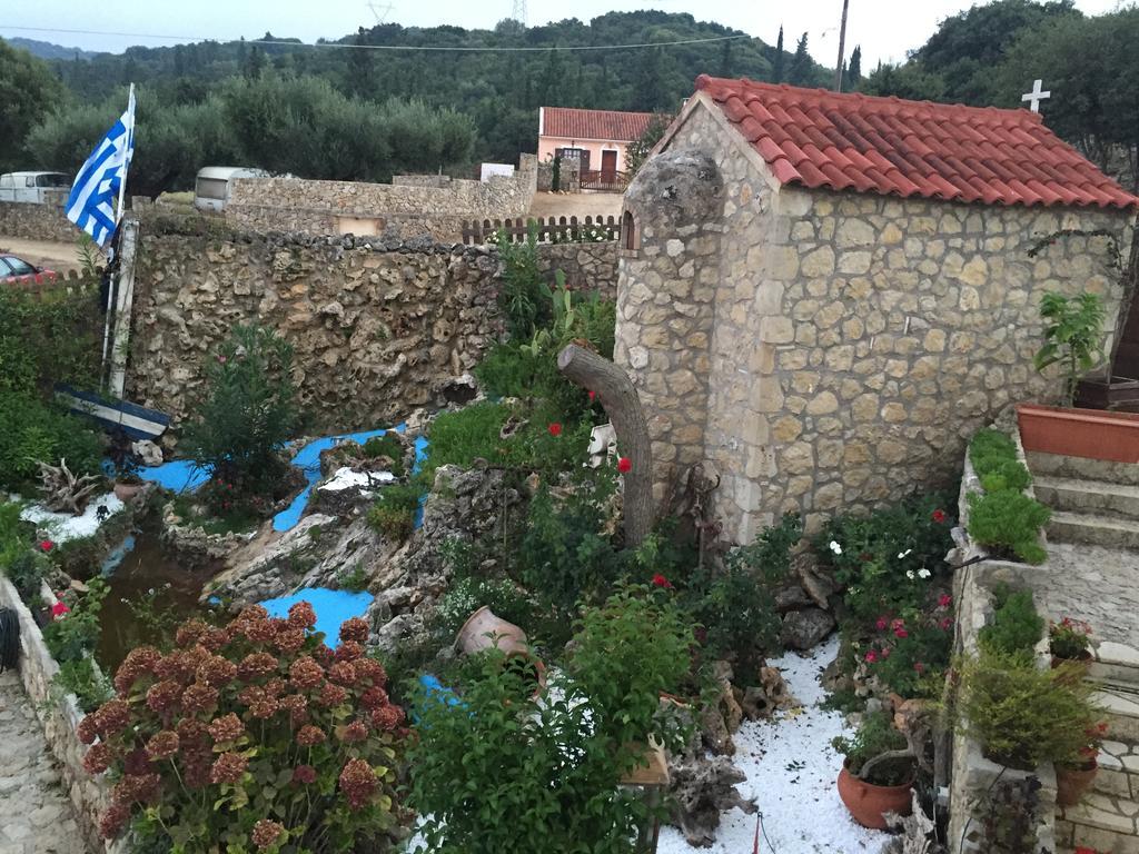 Vervekis Apartments Fiskardo Bagian luar foto