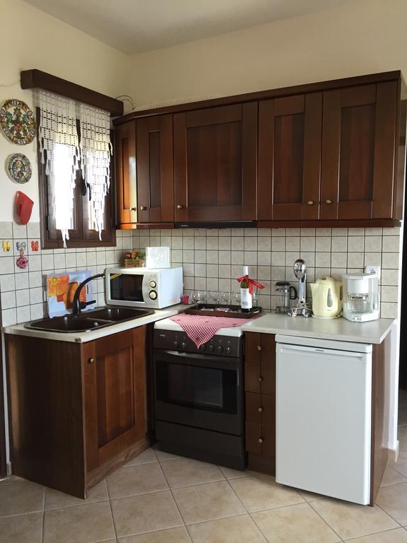 Vervekis Apartments Fiskardo Bagian luar foto