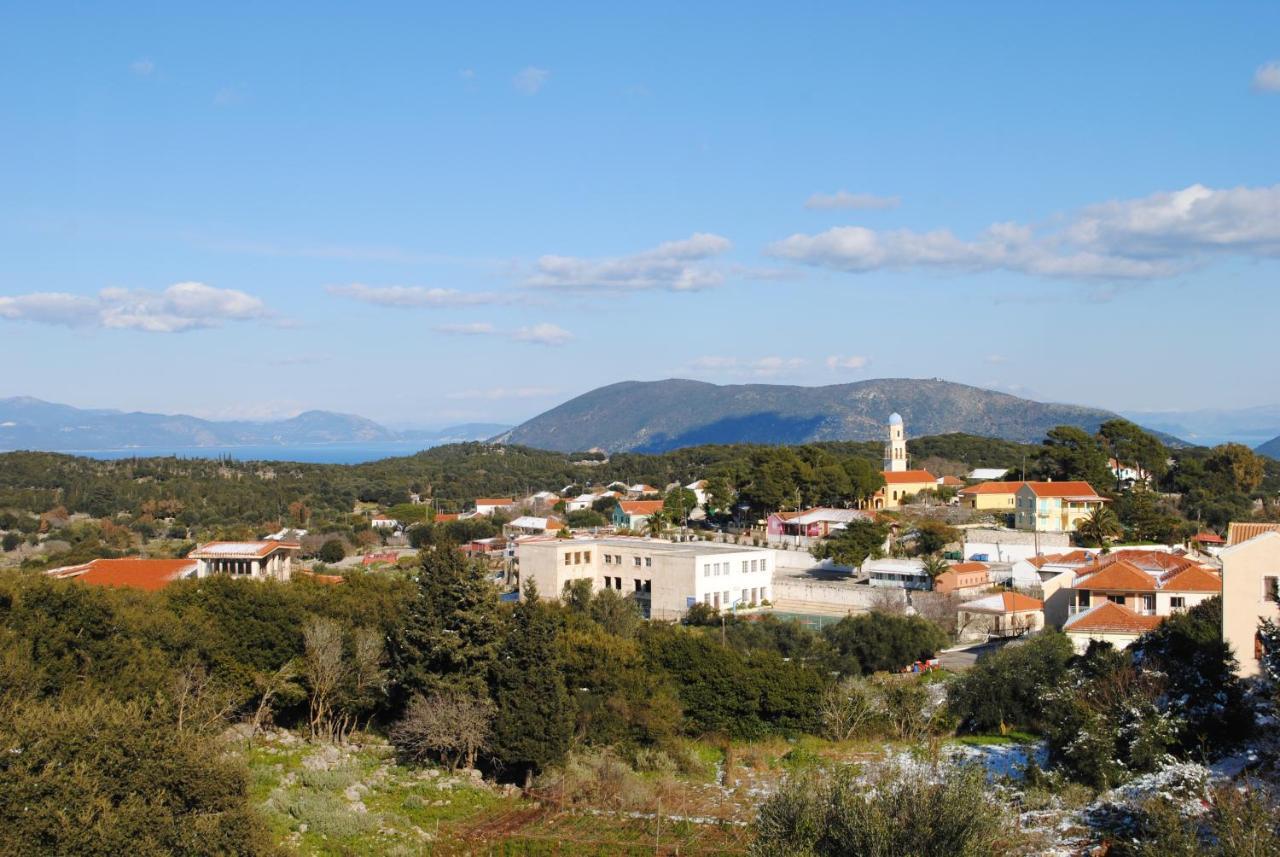 Vervekis Apartments Fiskardo Bagian luar foto